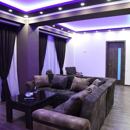 L U X U R Y Apartments In Old Тбилиси Екстериор снимка