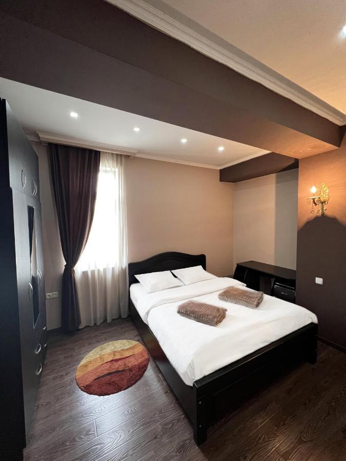 L U X U R Y Apartments In Old Тбилиси Екстериор снимка